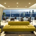Comfortable Apartment To Work Pool Fast Wifi